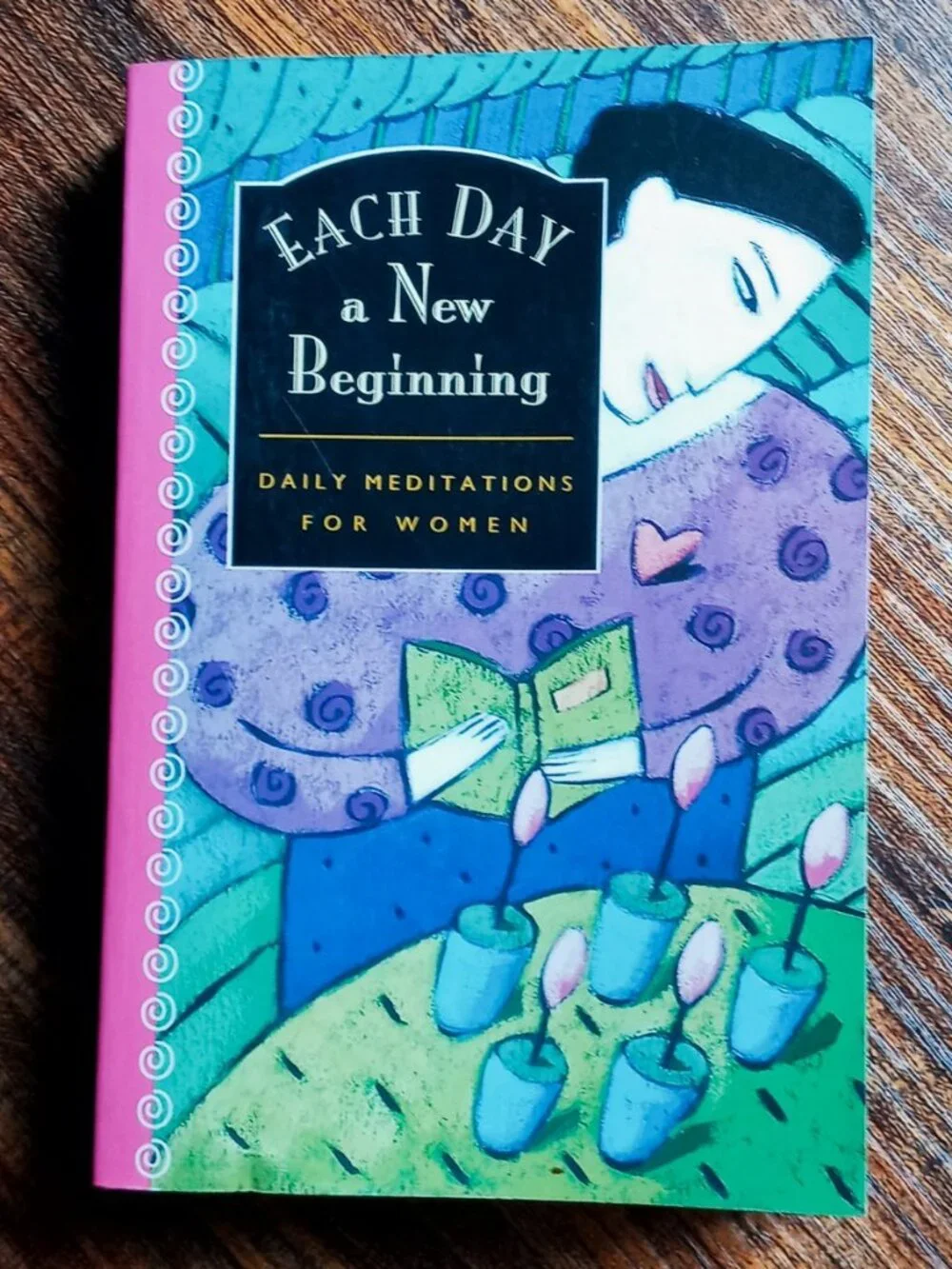Each Day a New Beginning: Daily Meditations for Women Paperback 1982 Small Book